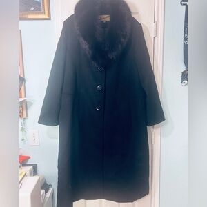 Sachi Collection Black Coat Fox Fur